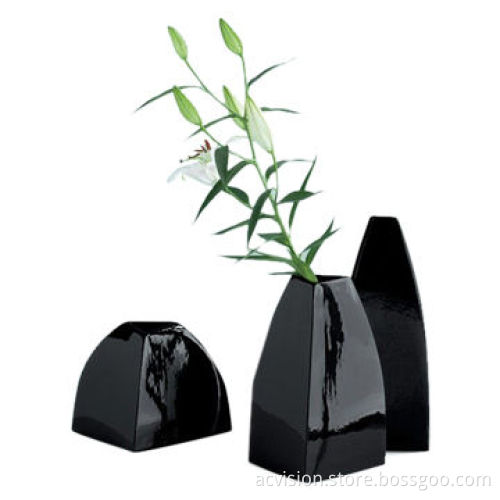 Ceramic Black Small Flower Vase, Suitable for Table and Hotel/Home Decoration